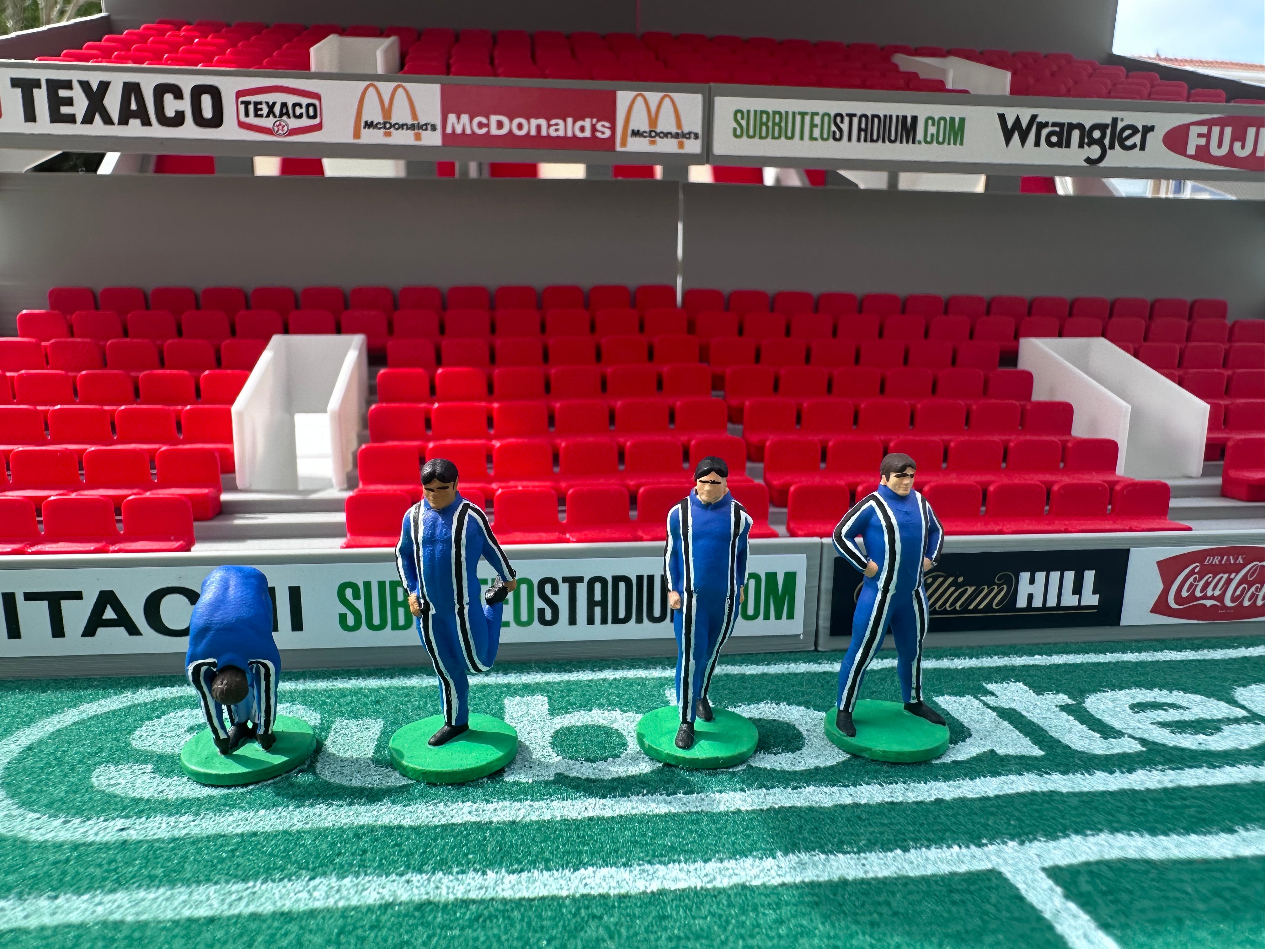 Reserve players warming up – Hand-Painted Subbuteo Accessory (Set of 4)