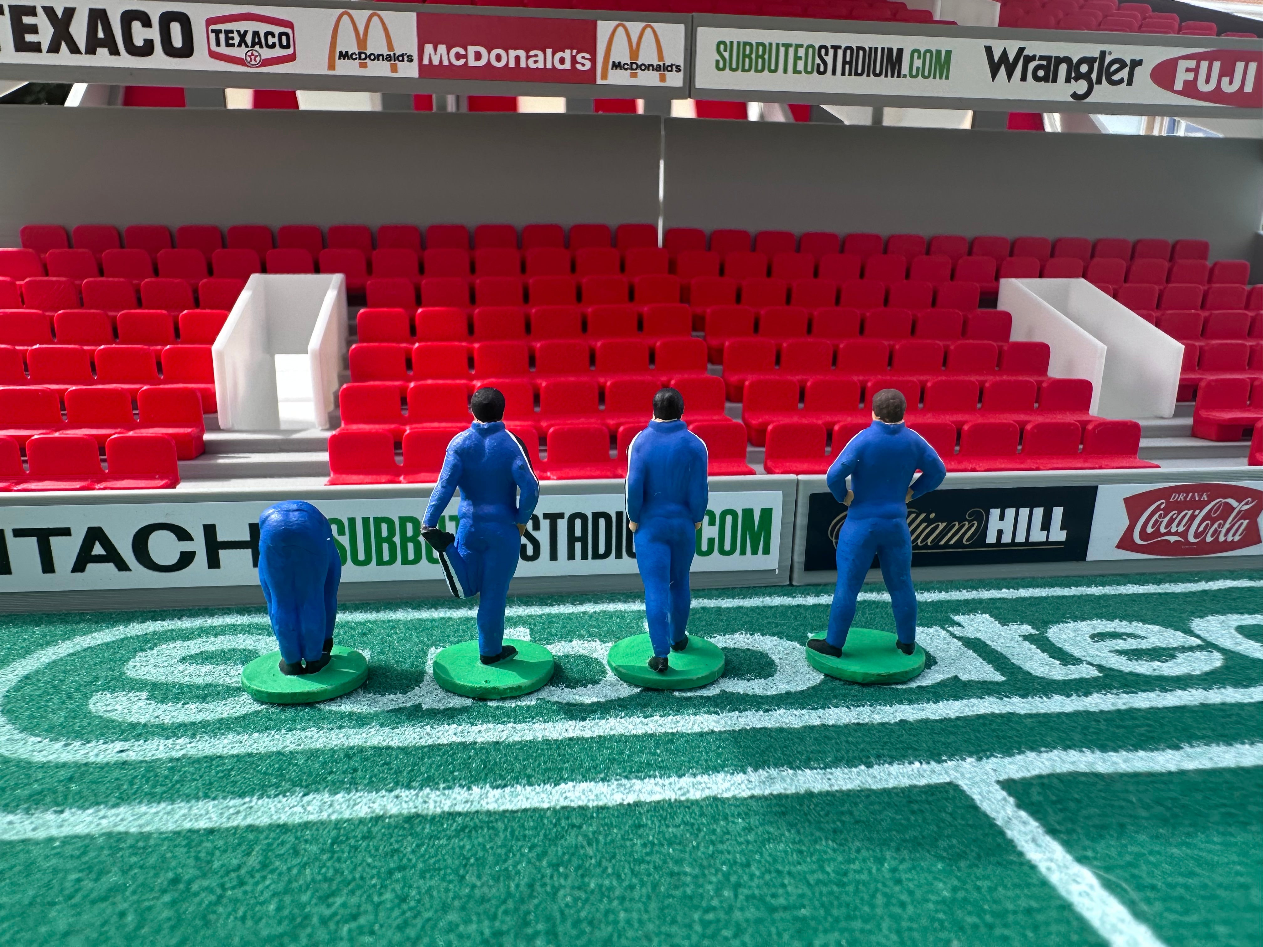 Reserve players warming up – Hand-Painted Subbuteo Accessory (Set of 4)