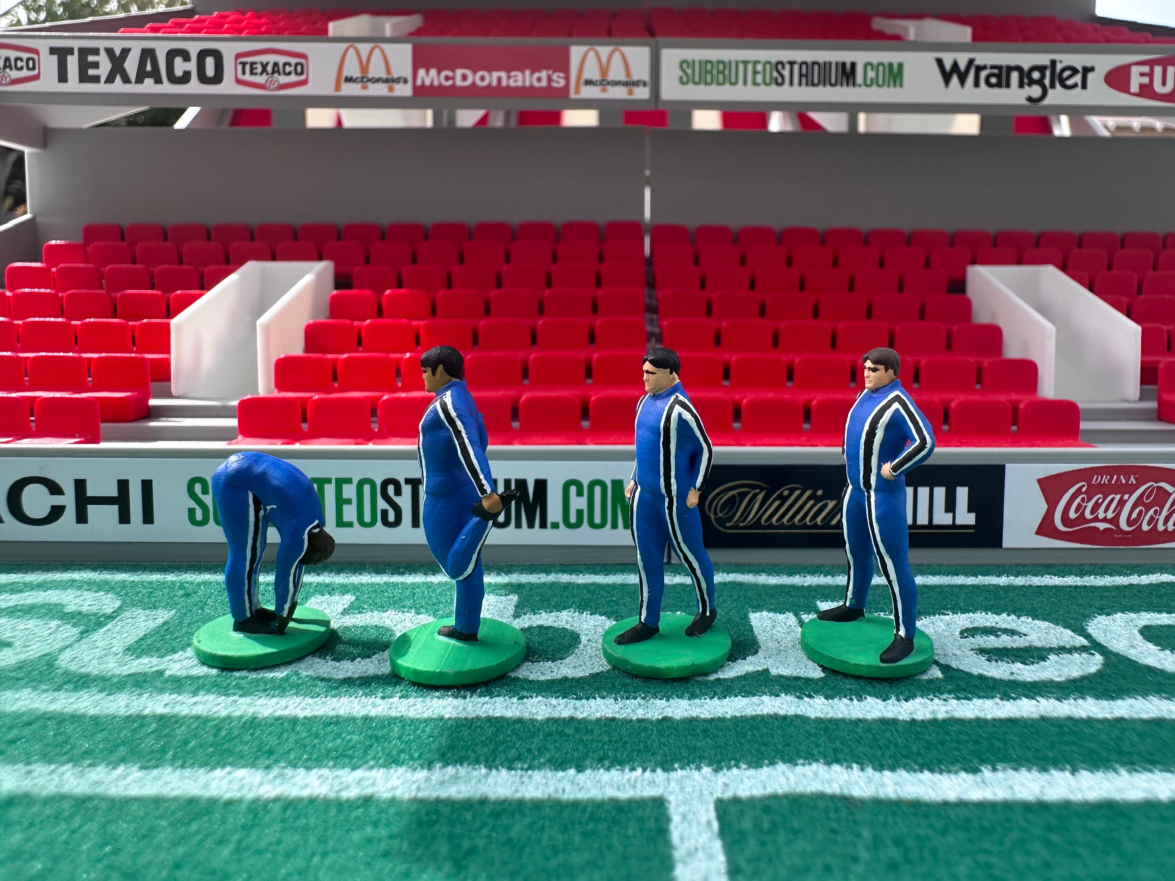 Reserve players warming up – Hand-Painted Subbuteo Accessory (Set of 4)