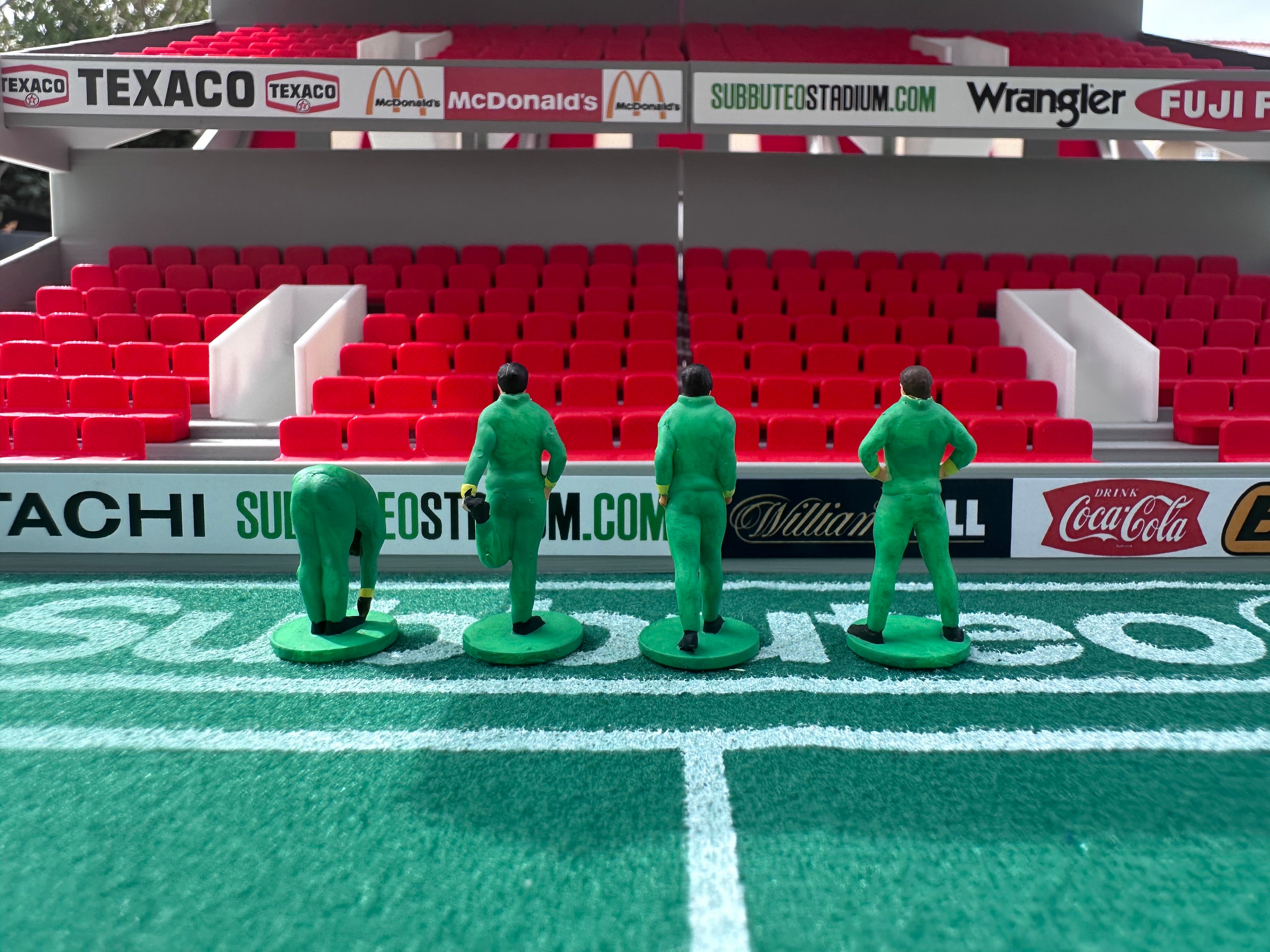 Reserve players warming up – Hand-Painted Subbuteo Accessory (Set of 4)